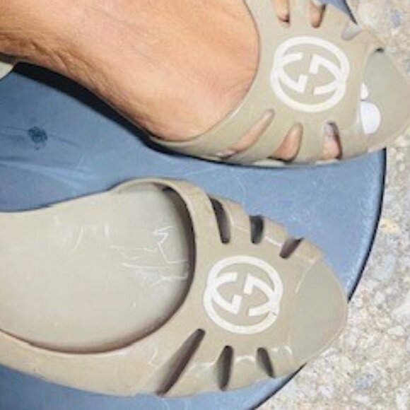 Authentic gucci jellis - Picture 4 of 4